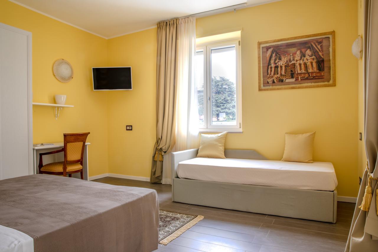 Villa Luisa Rooms And Breakfast Peschiera del Garda Eksteriør billede